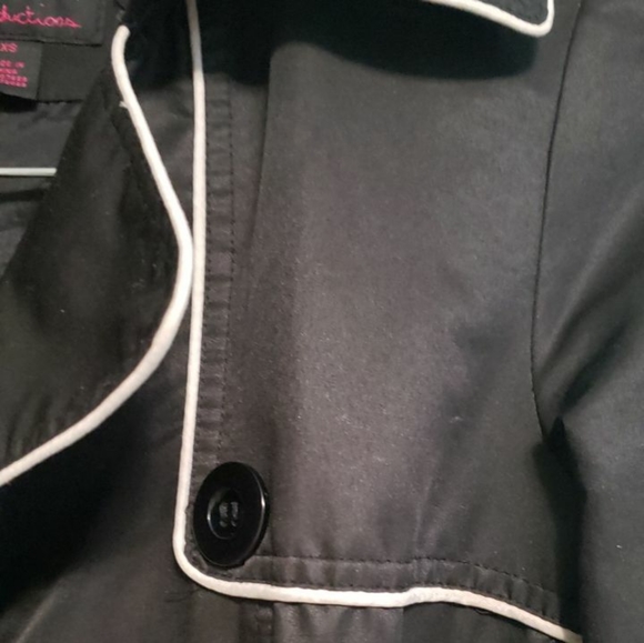 Seductions black trench coat with white trim - Picture 3 of 10